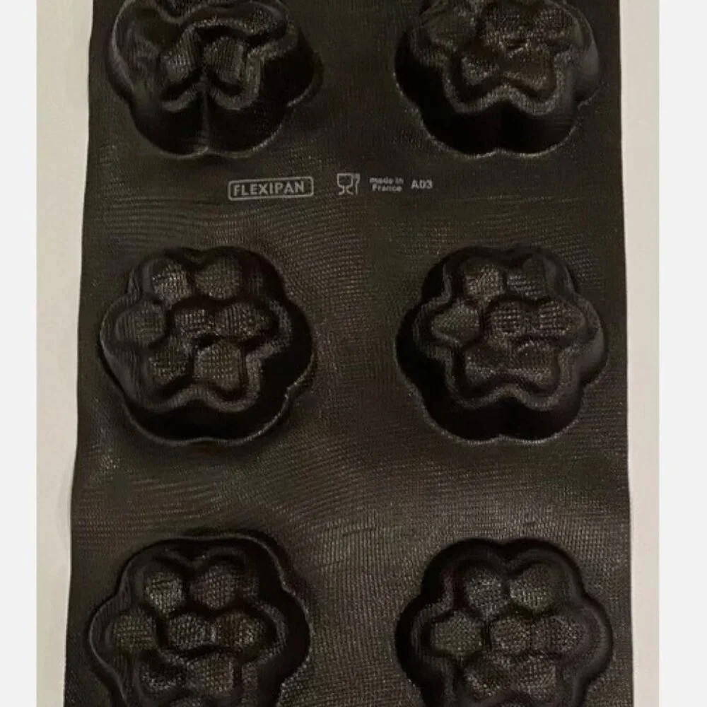 Demarle Flexipan Large Flower Nonstick Baking Mold Cake Pan France 6 Wells A03